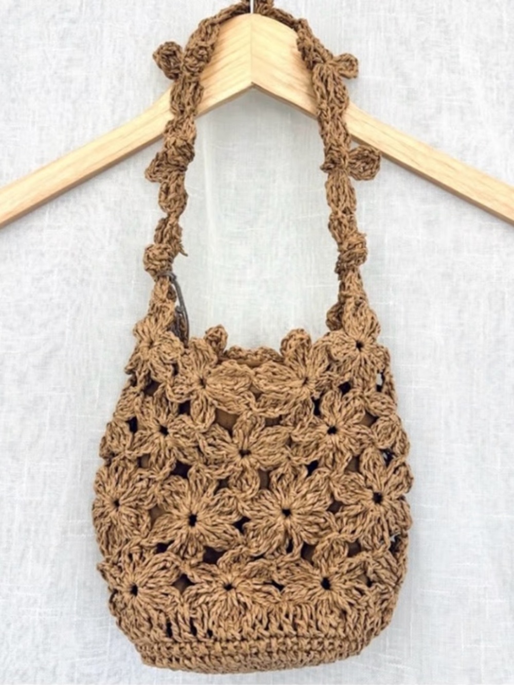Raffia Whimsical Flower Handbag